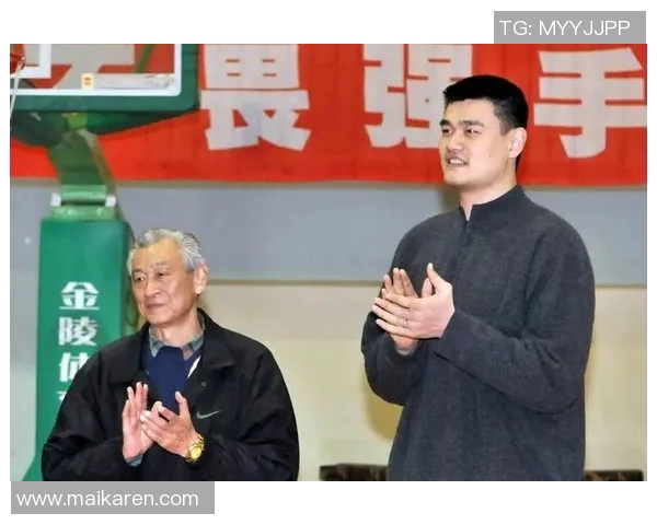 姚明在中国承办跨年晚会，受到万千粉丝热烈欢迎